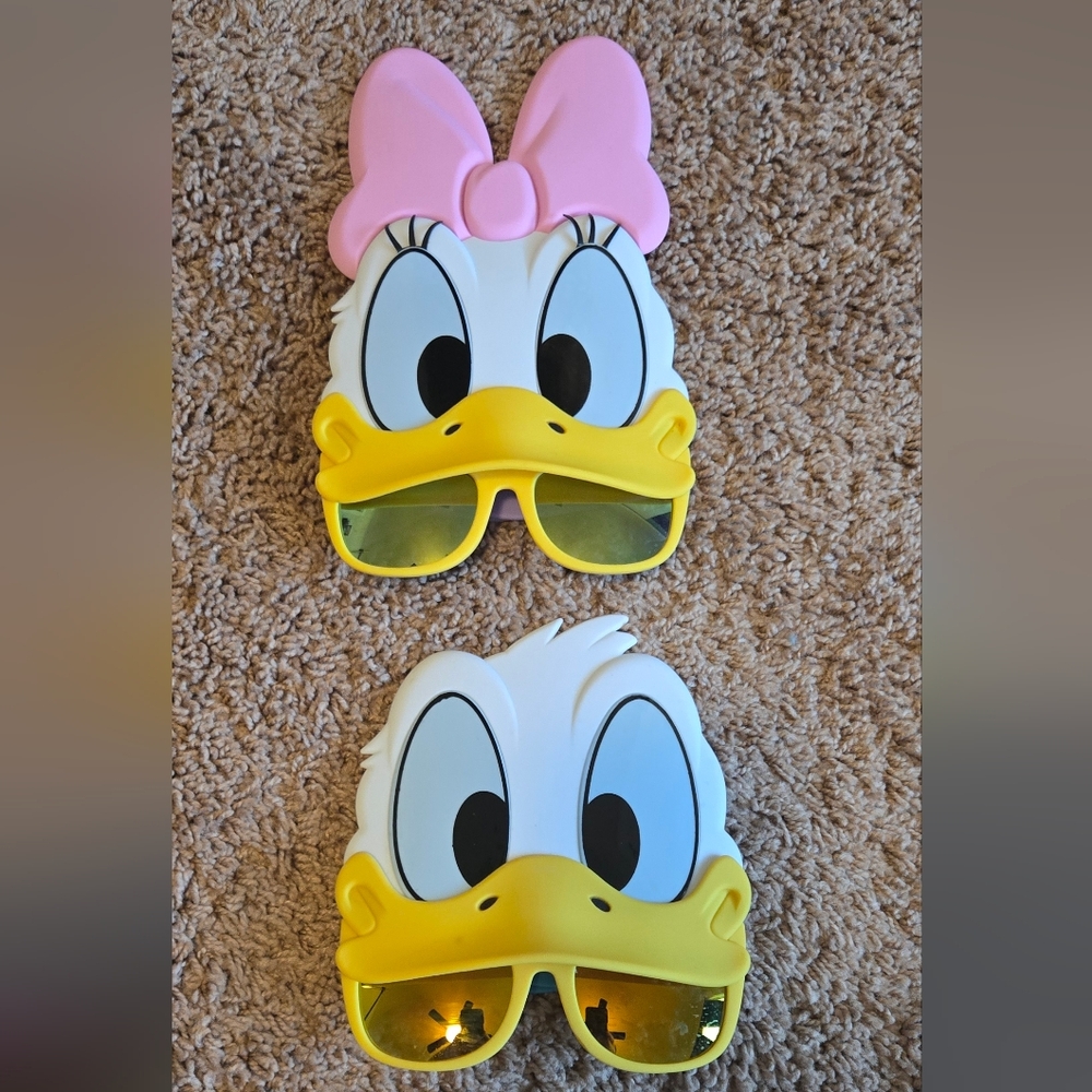 Donald & Daisy Duck Sunglasses